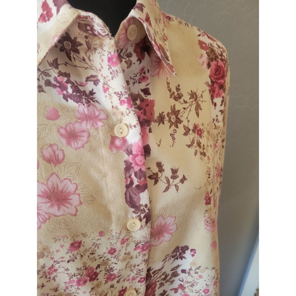 Lemon Grass Lightweight Polyester Material Floral… - image 4